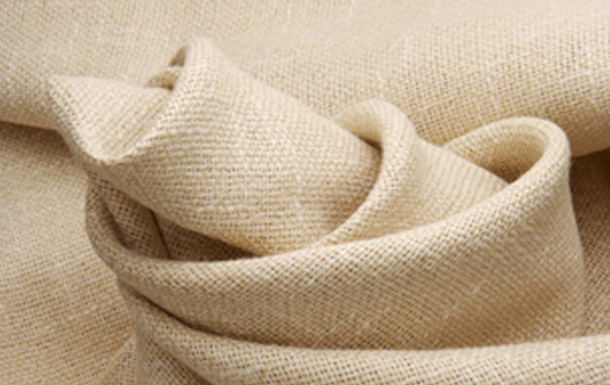 在紡織品中加香用什么香精好？